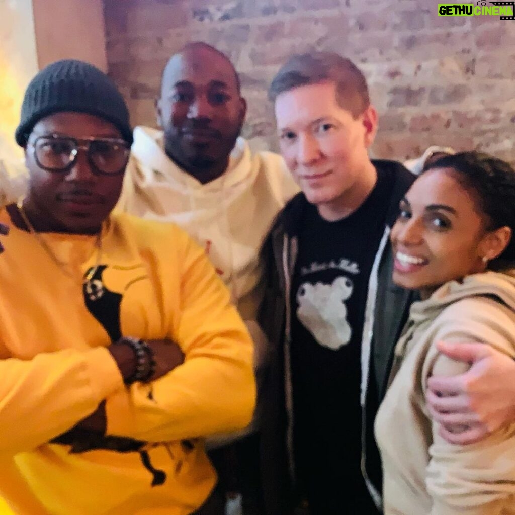 Joseph Sikora Instagram - It’s Family at this point. POWER, Book IV: Force is come’n in hot and fresh. This is a part of the nucleus @isaackeys @krisdlofton @msgabrielleryan KILL. IT. 🔥🚦⚓️ Manhattan, New York