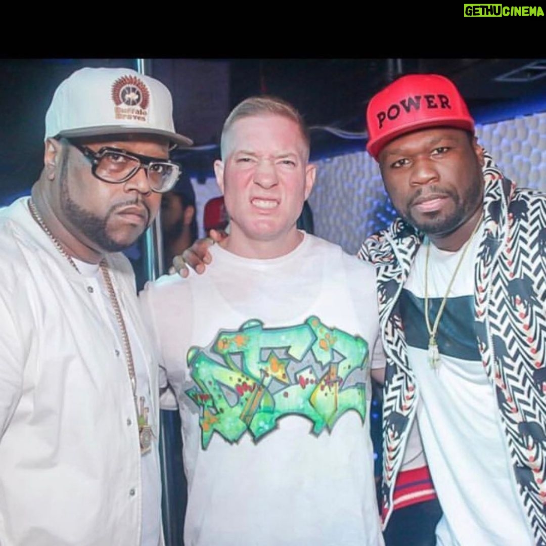 Joseph Sikora Instagram - #TBT sometimes I get to hang with my Hip Hop hero’s. @djkayslay a.k.a. @deztfa and my boss, Thee Boss, (still wants his money by Monday- 💵) @50cent . I drew the shirt out of respect and gave it to a fan at the end of the night- lil sweaty, but she didn’t seem to mind 🤔😆🚦🍾🙌👑. Can’t wait to show you Power Book IV! Man TOMMY’S in it now 🔥 Queens, New York