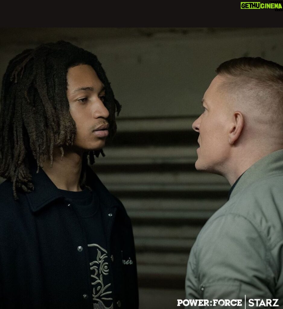 Joseph Sikora Instagram - Looks like UNCLE Tommy is back, trying to school these youngn’s . DMac got a lot going on. Ep 9!!! Saturday at Midnight! #gettheapp #starz . Nephew, @brightlyte21 really do’n his thing 🙌🙌🔥🚀. #tommyegan #dmac Chicago Downtown