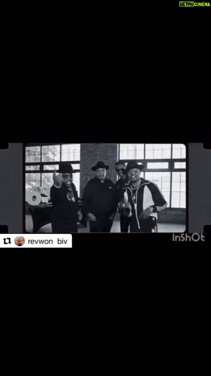 Joseph Simmons Instagram - Tonite tune in ! We TV 9 pm the documentary for Michael Biv and the premiere of the video act like you know BBD feat Rev Run. 🔥