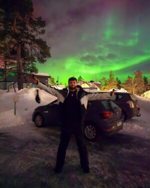 Josh Bradley Instagram - Ticked off a bucket list item seeing the Northern Lights with Freya the other week! ✅