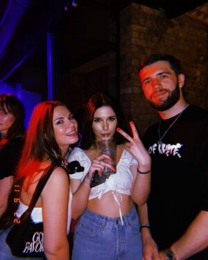 Josh Bradley Instagram - 2 drinks is better than 1
