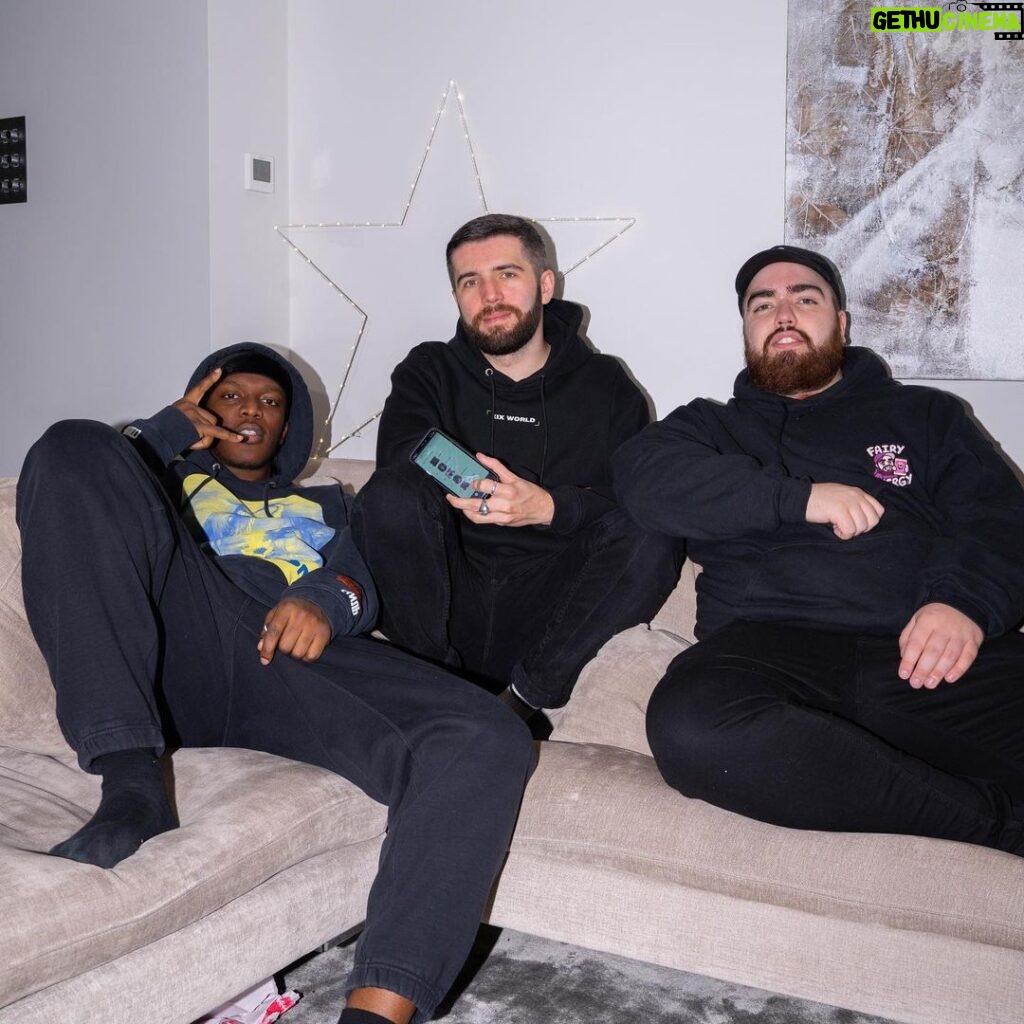 Josh Bradley Instagram - AD Chilling with 2 of my Top 5 artists on my #2020wrapped Music and podcasts on @spotifyuk really helped me get through the tough times of this year! ➡️ Swipe to see my Wrapped card and which songs and artists made the list, who’s on yours? London, United Kingdom