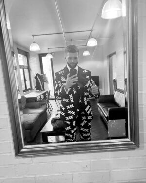 Josh Bradley Instagram - Captions are actually long, feel like it’s half the reason I don’t post on Instagram cause I’ll sit there overthinking about what to put and then just eventually get distracted and move on. So here’s some photos from the recent Sidemen Sunday, custom XIX suit and that, yeah, later on. 👊🏼