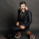 Josh Brolin Instagram - Red Carpet. Brolin style. Photo by @kathrynbrolin Make up: @chandlerwest