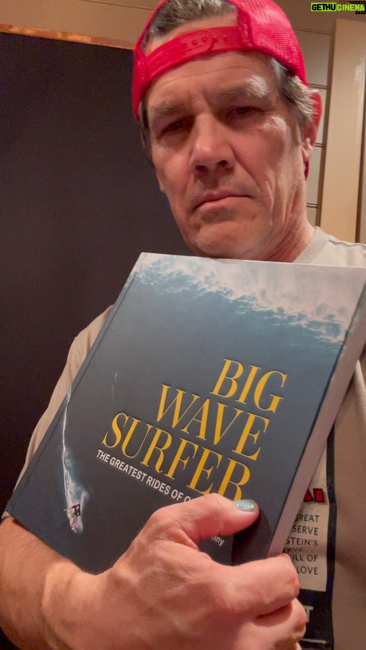 Josh Brolin Instagram - Kai Lenny’s book “A Big Wave Surfer” is extraordinary. That’s my take, and that’s all I have. Walking a mile in the shoes of those who have touched the extraordinary, the bigger than life, the dreamland: my respect. My deep deep respect. Happy Holidays. 🙏🤙 @kai_lenny @stevemccurryofficial @jimmychin @alexhonnold @lairdhamiltonsurf #paulthomasanderson #andrewwyeth #thecoenbrothers @deanpotter #dylanthomas @john_steinbeck_ #eecummings #riverphoenix #danieldaylewis
