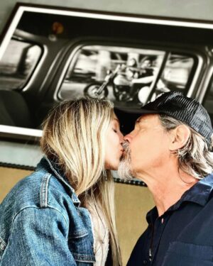 Josh Brolin Instagram - It's in moments like these that move me -- our foreground assaults of any backdrop. It could be us then or us now, the kisses that create us. They are all at once sexy and smart and more stripped down than I've ever known us to be. You're a force who demands the experience of deepening, and I thank my lucky stars that you chose me to want to share all this with. Fierce ain't for everyone. Most people want their cake and their icing left at the back door and they don't want you to knock too loud when you leave it. We are a more feral bunch. You can see it in our little girls, as they already embrace the dirt clod voices that are theirs and not the masquerading whispers of that weakest vocabulary word: etiquette. Kindness and the surety that every voice is unique and beautiful and worthy and has the capacity to sing becomes us. 
We sing. 
And we kiss. 
And I celebrate 
the pirate ship 
that is you. 
Love and foreverly. 
Happy Anniversary. 
❤️❤️❤️❤️❤️❤️❤️ 
@kathrynbrolin