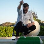 Josh Duhamel Instagram - How to watch golf from home: practice chipping during commercials, practice sipping @meiomiwines new Cabernet Sauvignon during the rounds. Ok, and during the commercials too… #MeiomiPartner #MyMeiomi #For21+ #ad