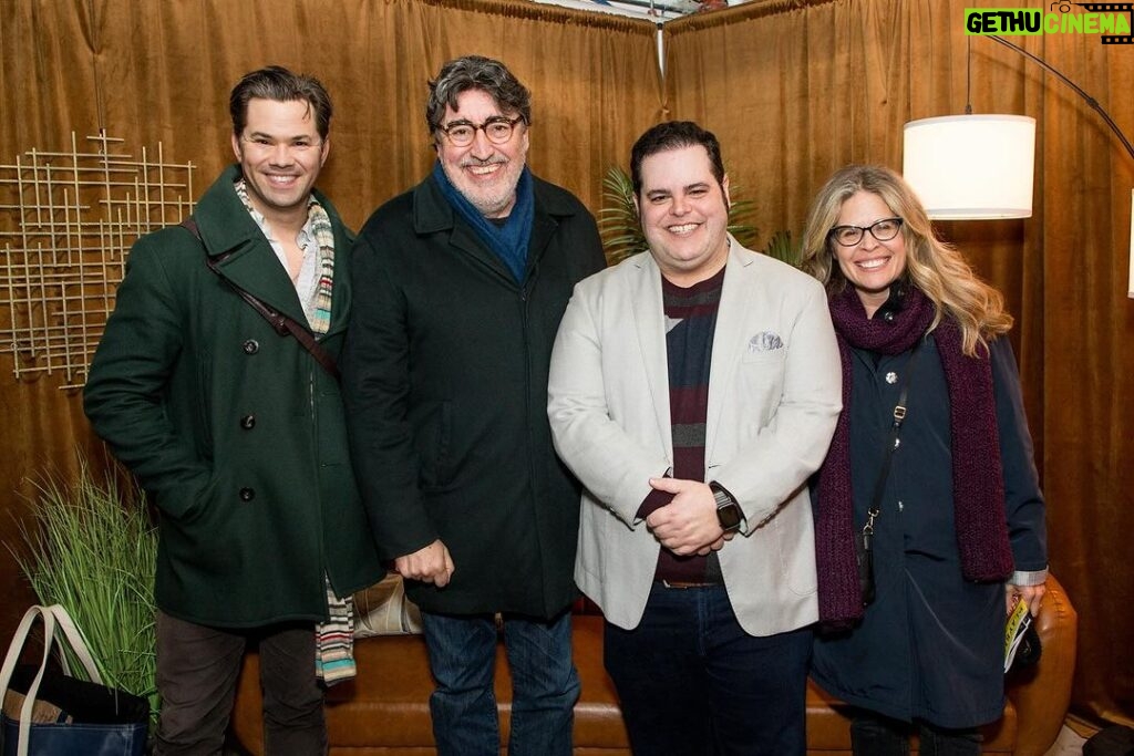 Josh Gad Instagram - What a joy getting perform @gutenbergbway for my dear friend and muse @alittlejelee and her hubby, the resplendant #AlfredMolina