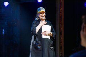 Josh Gad Instagram - Every night at the James Earl Jones theater, we eat dreams, but last night it’s fair to say our dreams ate us when we had the incredible and iconic @hillaryclinton join us onstage at @gutenbergbway as one of our final 7 producers. Thank you for making our dreams come true🙏🙏🙏 #6moreshows