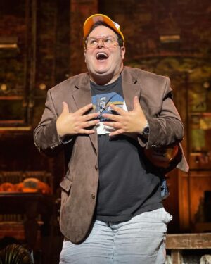 Josh Gad Instagram - Only nine more days and 12 more shows before this magical @gutenbergbway comes to an end. While we could’ve continued and extended this hit run, it felt more magical to keep it truly limited for 20 of the most incredible weeks I’ve ever had as an artist. To all of you who have come on this this incredible journey to Schlimmer staged to perfection by @alextimbers and his tremendous team of geniuses along with the brilliant writing of @theanthonyking & @scottabridged , thank you. We hope you will continue eating dreams long after we are done to those of you lucky enough to see the final 12 shows, buckle up, the fun has only just begun. #photodump📸 #12moretogo @gutenbergbway #gutenbergbway