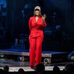 Josh Gad Instagram – A Broadway debut for the ages! Thanks for eating dreams with us @gayleking 🍽️✨ #GutenbergBway 

📸: @triciambaron James Earl Jones Theatre