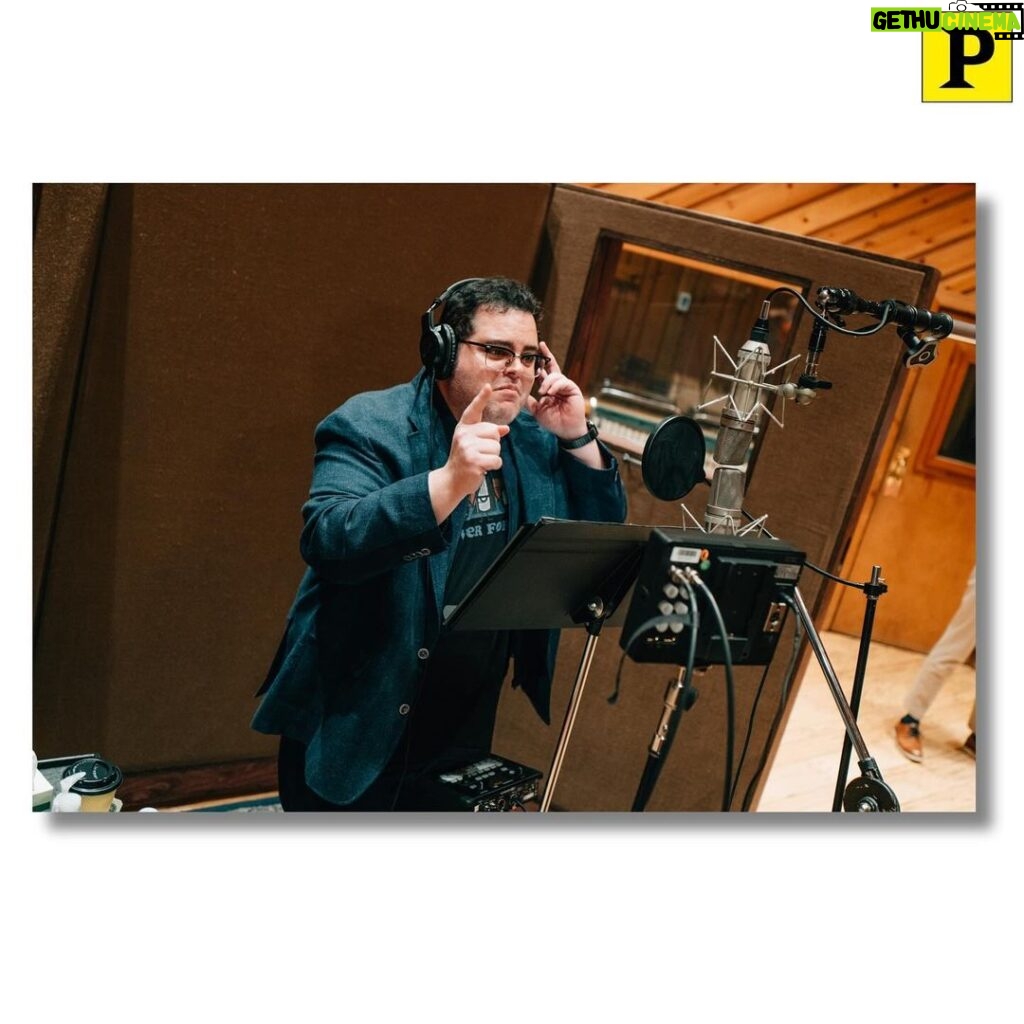 Josh Gad Instagram - Gutenberg darn toontin’berg! The guys of @gutenbergbway are officially in the studio. Click the link in our bio to see more photos of @joshgad and @andrewrannells recording their cast album. 📸 by @heathergershonowitz Power Station at Berklee NYC