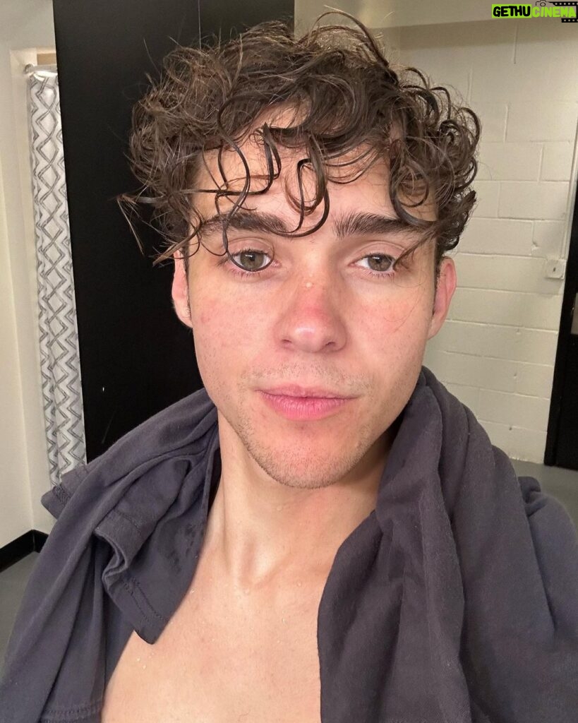 Joshua Bassett Instagram - post-show-shower-selfie-slay
