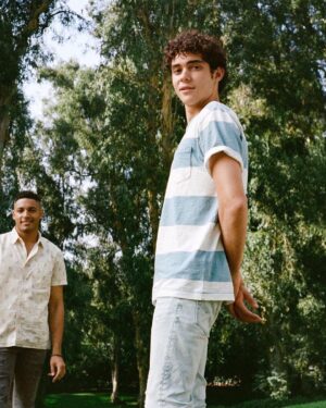 Joshua Bassett Instagram - good fits n good friends @americaneagle #aepartner #aejeans