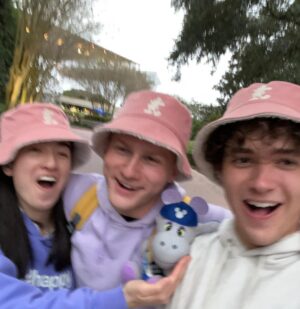 Joshua Bassett Instagram - the most magical place with the most magical people ! @waltdisneyworld