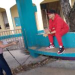 Jowell Instagram - Que ustedes creen si agarramos dos o tres de estas escuelas abandonadas, las transformamos y las convertimos en Escuelas de Música y Arte Urbana ?? Que tal si las equipamos y habilitamos con estudios de grabación musical, para enseñarles interpretación y composisión, o al que le guste hacer videos (filmación y edición) , o salones de baile para quien le guste el baile, enseñarles coreografía ... convertir estas escuelas en espacios agradables para enseñar arte gráfico, por ejemplo. Bookings, manejo de artistas , fotografía ... todas estas profesiones pagan bien $$$ y son actractivas para los jóvenes de hoy, por estar a tono con la época actual. Cambiémos la manera de ver las cosas . La industria musical y del entretenimiento en general es de las mas poderosas del mundo. Puerto Rico es una cuna de exportar talento ... Démos opciones a los jóvenes. Luchemos contra la deserción escolar , fomentemos el aprovechamiento académico. Através de la #PrimeraEscuelaDeMusicayArteUrbana podemos lograrlo ! @fortalezapr @educacionpr 🙏🏼🙏🏼 La Bola está en su cancha 🏀
