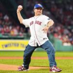 Jowell Instagram - #Las23Del23 @redsox ⚾️ #FirstPitch Fenway Park