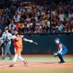 Jowell Instagram - #Las23Del23 Juego de Celebridades con @jolamakina @vladdyjr27 @javy23baez @lindor12bc @sugardiaz39 y to el corillo ⚾️🇵🇷 La Pasamos Cabron !! Estadio Roberto Clemente Walker