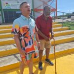 Jowell Instagram - Hoy aproveché la visita a #Salinas 🇵🇷 Para conocer en Persona al Campeón Mundial de Boxeo 🥊 Angel Luis "Cholo" Espada. El Coliseo de Salinas lleva su nombre y allí frente al nuevo Mosaico que hicieron en su honor pudimos compartir un rato. Angel Luis "Cholo" Espada es un ex boxeador profesional puertorriqueño. Fue campeón mundial de peso welter de la AMB en 1975-76. Es Amante de la música, Espada también organizó, a finales de los años 1970, una orquesta de salsa. Coliseo Angel "Cholo" Espada