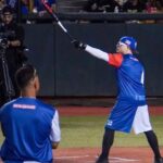 Jowell Instagram - #Las23Del23 Juego de Celebridades con @jolamakina @vladdyjr27 @javy23baez @lindor12bc @sugardiaz39 y to el corillo ⚾️🇵🇷 La Pasamos Cabron !! Estadio Roberto Clemente Walker