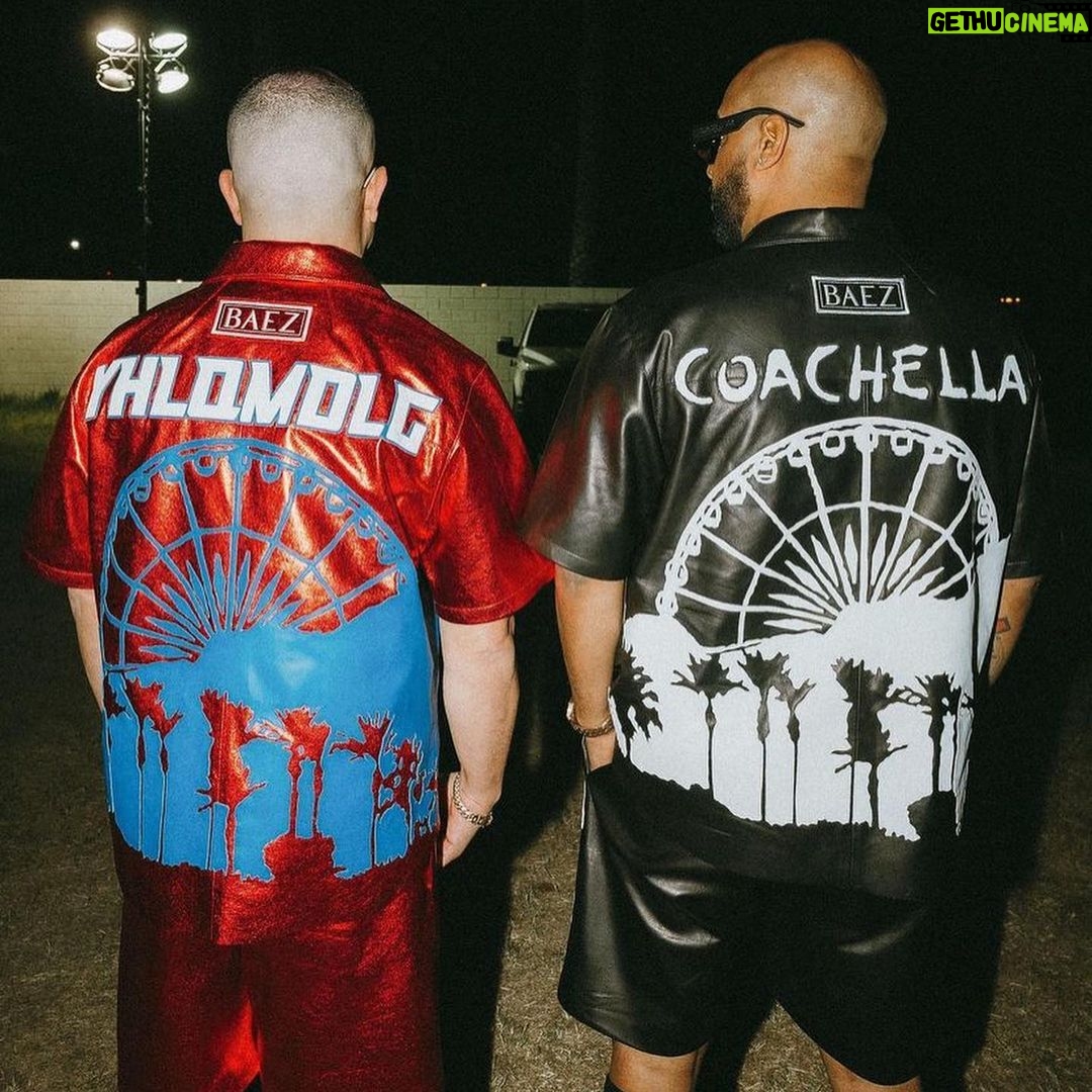 Jowell Instagram - #Las23Del23 Los Mas Sueltos en #Coachella con el Conejo 🐰 Nuestra tarima mas grande hasta ahora 🔥🔥🔥 Coachella Music Festival