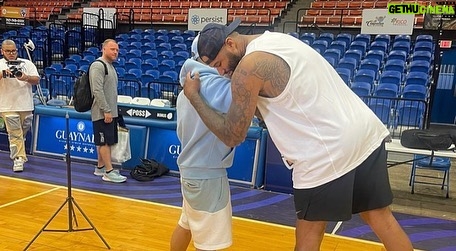Jowell Instagram - #Las23Del23 @boogiecousins @metsbaloncesto 🏀 Guaynabo, Puerto Rico