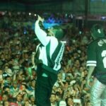 Jowell Instagram - Y de #RepublicaDominicana 🇩🇴 directo a #Bolivia 🇧🇴 @jowellyrandy Rompedera.com en #SantaCruz !!! Gracias por recibirnos de esta manera !! No lo esperábamos !!! Waooooooo !!! Que Conciertazooooooo Santa Cruz de la Sierra, Bolivia