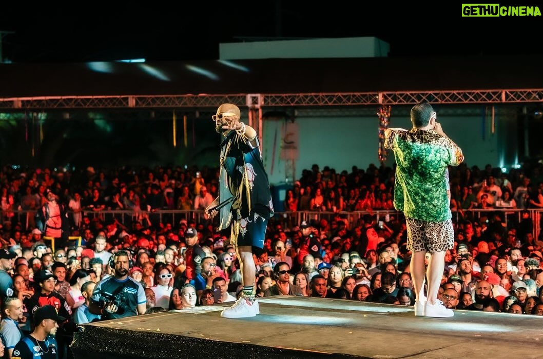 Jowell Instagram - Siempre es un honor presentarnos en nuestra hermana #RepublicaDominicana 🇩🇴 el sabor de la gente y la energía es única !! #LaVega EXITO TOTAL !! @jowellyrandy en #RD La Vega, Dominican Republic