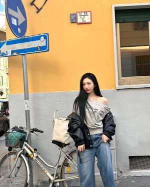 Joy Instagram - 💛