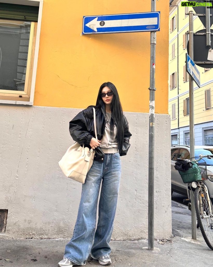 Joy Instagram - 💛 Milan, Italy