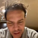 Juan A. Baptista Instagram – Un gato haciendo como Caballo🧩🍒🐈entregatosyyo