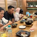 Juan Bio One Instagram – happy birthday mom.
makasih hadiahnya saya jadi om.
