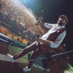 Juan Luis Guerra Instagram - ¡Gracias al hermoso público de Madrid por regalarnos tanto cariño y alegria! 🇪🇸 #EntreMaryPalmerasTour @proactivents 📷 @babeto Madrid, España