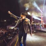 Juan Luis Guerra Instagram - ¡Fuengirola nos vemos muy pronto! #EntreMaryPalmerasTour @proactivevents @marenostrumfuengirola
