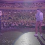 Juan Luis Guerra Instagram - ¡Gracias al público maravilloso de Hollywood, FL! ¡Y a mi querido sobrino @luisfonsi por aceptar esta invitación improvisada y cantar bachata con nosotros! Te queremos mucho. #EntreMaryPalmerasTour 📷 @omarcharcousse 📹 @aneudycarbuccia @loudliveentertainment Hard Rock Hollywood Florida