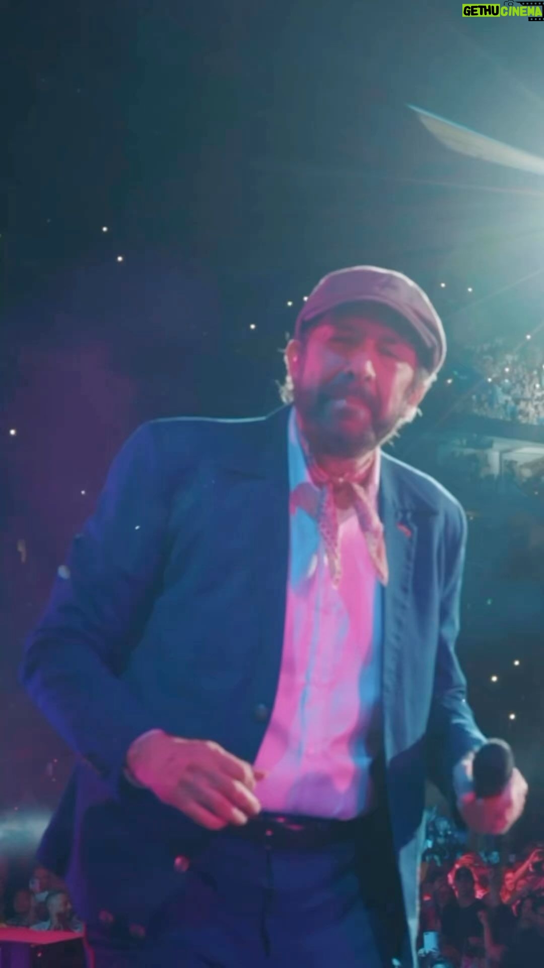 Juan Luis Guerra Instagram - ¿Qué se hace un jueves en la noche en el Madison? DANCE! Nos vemos mañana New York @thegarden #entremarypalmerastour @loudliveentertainment