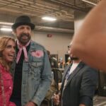 Juan Luis Guerra Instagram - Que alegría recibir la compañía de mis queridos y admirados amigos en nuestro primer concierto de esta gira en Fort Lauderdale. ¡Abrazos y bendiciones! @shakira @emilioestefanjr @liliestefan @princeroyce @julianturizo @manuelturizo @nelson_albareda
