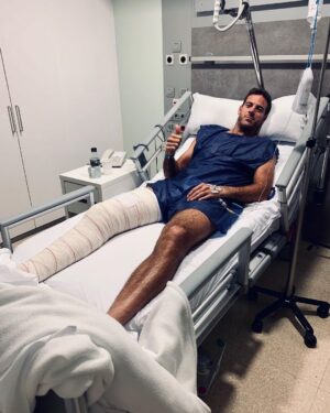Juan Martin del Potro Instagram - La operación salió muy bien. Ya recuperándome. Gracias por sus mensajes de apoyo y aliento! 👍💖🤗🤕
.
.
Surgery went well. Now entering rehab mode. Thanks for your support, I really appreciate it!