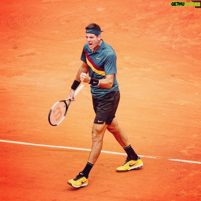 Juan Martin del Potro Instagram - Feliz de regresar a un Grand Slam y continuar con el proceso de recuperación. Merci à tous!💪🏻🙌 @rolandgarros #tennis #paris . . Happy to return to a Grand Slam tournament and continue my rehab process. Thanks for your support! ROLAND-GARROS