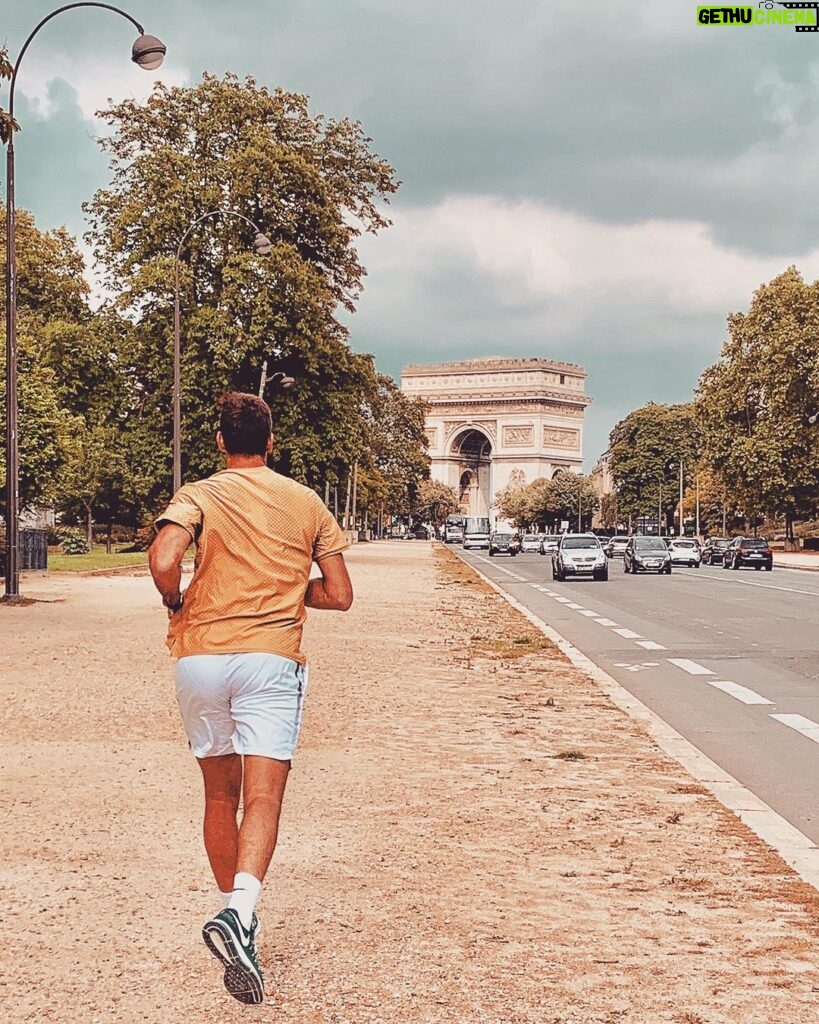 Juan Martin del Potro Instagram - Bonjour Paris! 🏃‍♂️ Arc of Triumph, Des Champs Élysées