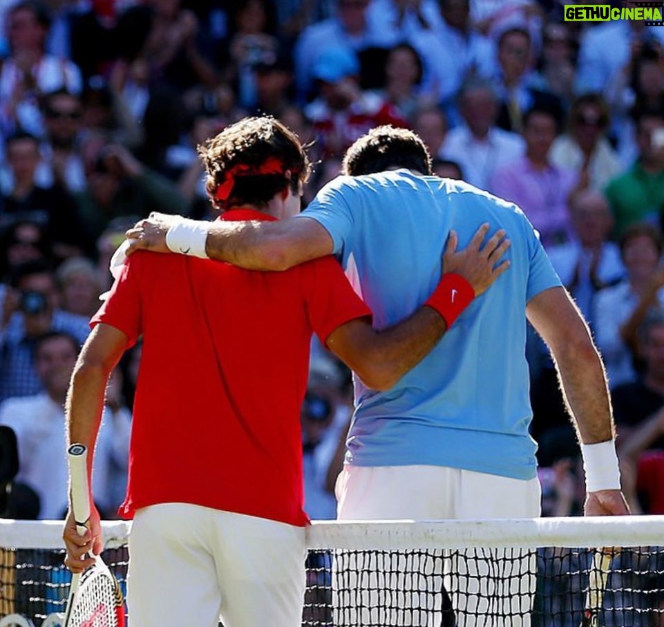 Juan Martin del Potro Instagram - Hiciste del tenis un deporte único. Gracias por enseñarnos con tu ejemplo dentro y fuera de la cancha. Soy un agradecido por haber compartido tu carrera y haber podido jugar tantos partidos juntos. Gracias. Gracias por ponernos a prueba a todos, elevar la vara en cada torneo que jugamos, por todo lo que has dado para nuestro deporte y lo cálido que siempre fuiste conmigo, y tantas otras cosas. Estoy triste, es una noticia que no quería escuchar. Pero te deseo una gran vida junto a Mirka y tus niños. 💙 You made tennis a unique sport. Thank you for teaching us with your example, in and out court. I'm thankful for shearing your journey and being able to play so many matches together. Thank you. Thank you for testing us all, raising our standards in every tournament we played, for everything you’ve given for our sport, for how warm you always were with me, and so many other things. I'm sad, this is something I didn’t want to hear. I do wish you a great life with Mirka and your kids.