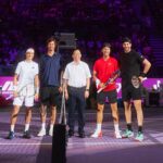 Juan Martin del Potro Instagram – Increíble noche al lado de estas super leyendas!!! 🙌😊🔨 Hangzhou, China