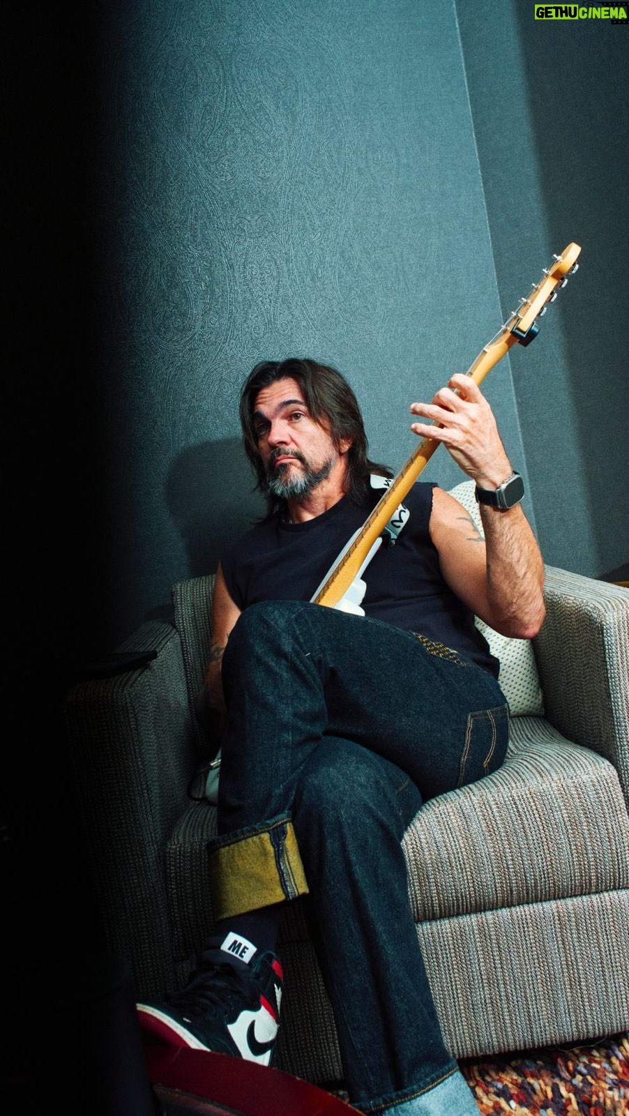 Juanes Instagram - Parce, que se sienta que vamos a salir a show!!🔥