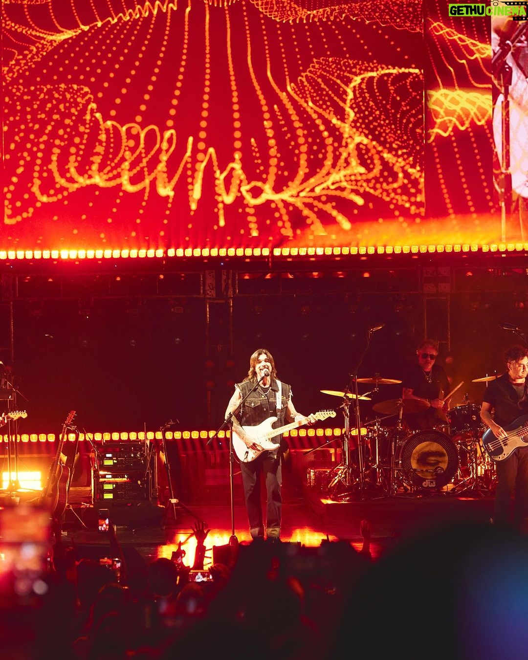 Juanes Instagram - Una noche inolvidable Argentina 🇦🇷❤️🔥 Gracias por todo el cariño!! Buenos Aires, Argentina