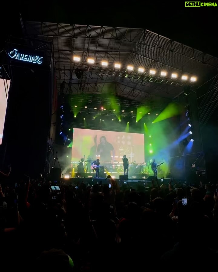Juanes Instagram - Santa Cruz ! Eres lo maxxx gracias !🇧🇴🔥