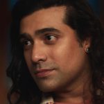 Jubin Nautiyal Instagram - Now that she's back in the atmosphere, With drops of Jupiter in her hair… She acts like summer and walks like rain, Reminds me that there's a time to change… Since the return of her stay on the moon, She listens like spring and she talks like June… But tell me, did you sail across the sun? Did you make it to the Milky Way to see the lights all faded And that Heaven is overrated? And tell me, did you fall for a shooting star? One without a permanent scar, and did you miss me While you were looking for yourself out there? ~ Train Seema 🌹 @shreya__chaudhry . #aisiteriyaadein #tumayehotoh