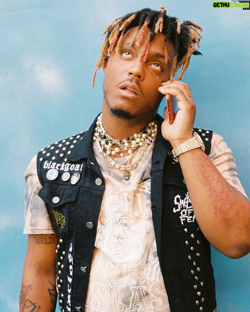 Juice WRLD Instagram - New single #graduation drops at midnight. First person to type out graduation without getting interrupted by another comment gets to hear the full song first. 1.2.3 go