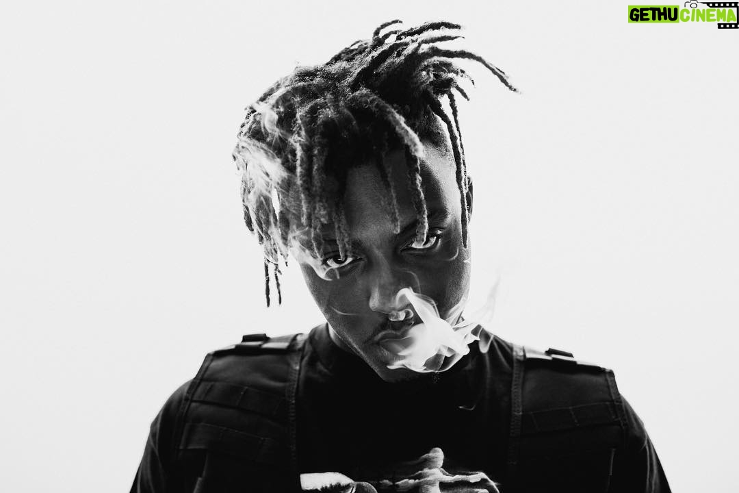 Juice WRLD Instagram - My paranoia & insecurities hold me close. #deathraceforlove March 8