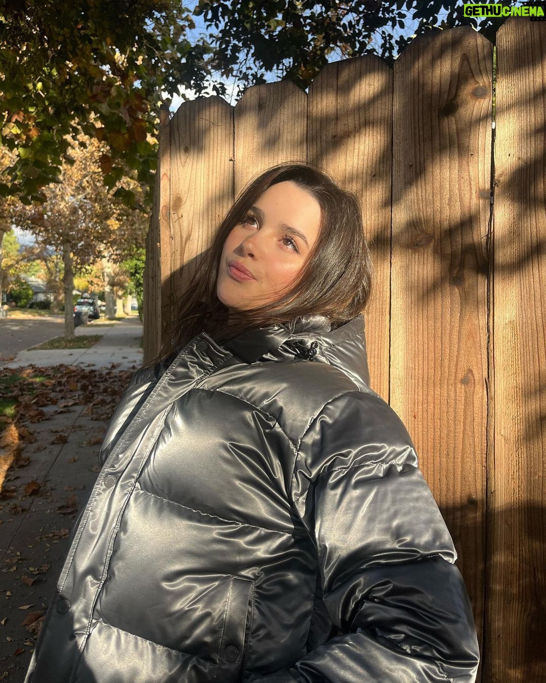 Jules LeBlanc Instagram - gettin’ chilly @aritzia #TheSuperPuff #aritziapartner